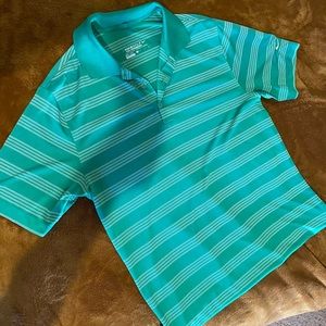Green Men’s Nike golf tour performance dry fit shirt. size small
